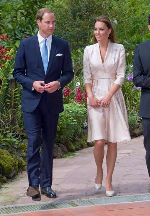 Royal photography - Pics of Kate Middleton - kate-middleton-outfits-03.jpg